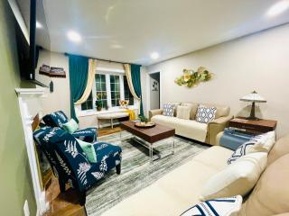Private Estate, Walk to Princeton Downtown, 3-Bedrooms 2-Bath with Free Parking - 6
