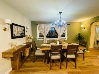 Private Estate, Walk to Princeton Downtown, 3-Bedrooms 2-Bath with Free Parking - 4