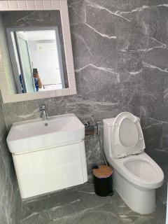 modern hillside home - 2