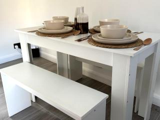 Cosy Central Colchester Home by Castle Park - 3