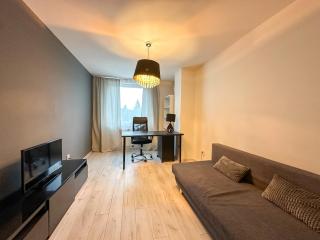 Simcity 3 I Skyline Elegance I 3BR, private parking, sunny terrace with panoramic city view 5min walk to city square - 8