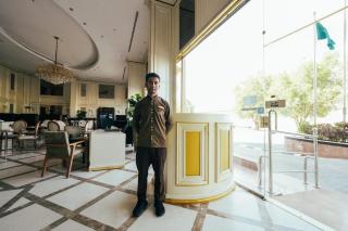 Verta Quraish Hotel - 1