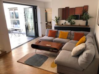 Quiet 3 Bedroom House in Central London! - 9