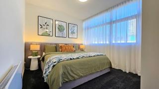 LUXE Waterloo 1 bed with parking gym & pool - Sydney - 8