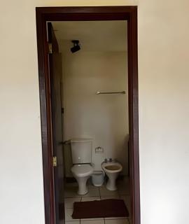 Fabulosa Casa em Cond. próximo a Rua das Pedras - 2