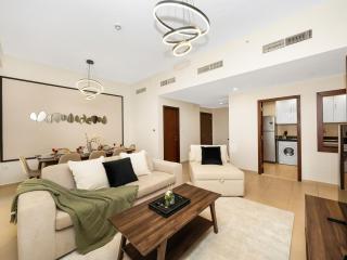 Jumeirah Beachfront with Ain View and Sea View 2BR - 5