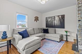 Victoria House Signal Hill King BBQ - 3