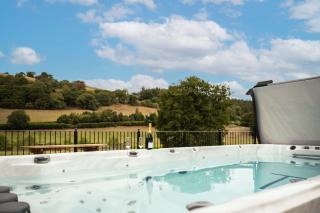 Stud Farm House - 4