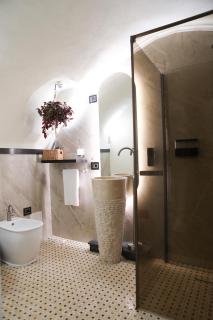Odeon Neapolis Historic Luxury Residence - 6