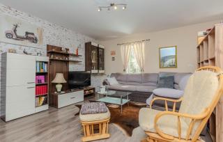 1 Bedroom Nice Apartment In Zaton - 8