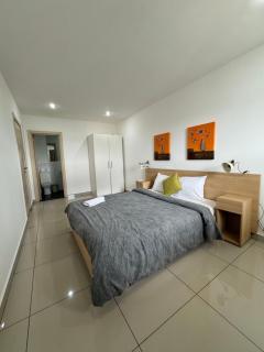 Leebo Spaces at The Gallery - 5