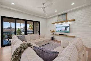 Miramar House, 120 E, Constellation home - 5