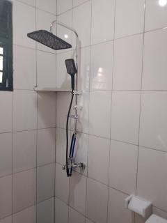 EAR KEN BARHAM GUESTHOUSE - 1