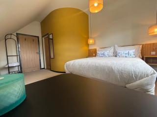 King room with private bathroom in Bulmer Street - 3