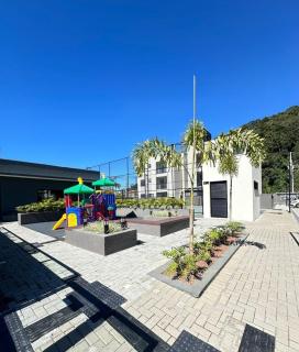 Apto Safir Beach Home Caiobá 500 metros da praia - 4