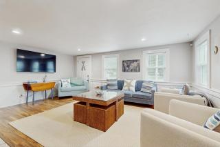 Eazy Breezy Beach Home - 7