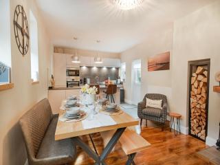 Beaconsfield House - 4