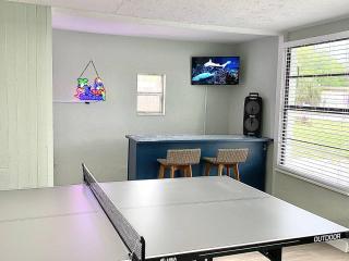 House Wguest Suite Near Ami, Img, Wheated Pool - 4