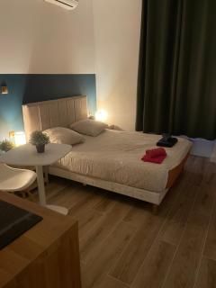 CHARMANT STUDIO à MONTCHAT - 0