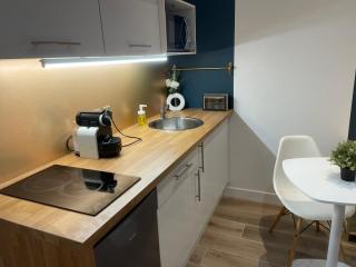 CHARMANT STUDIO à MONTCHAT - 2