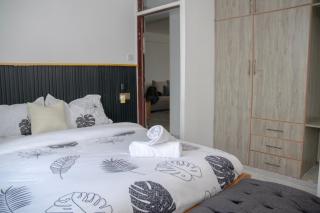 Cozy and serene 1 Bedroom Apartment with Mt Kenya Views & Wildlife Access, The Escape Nanyuki - 9
