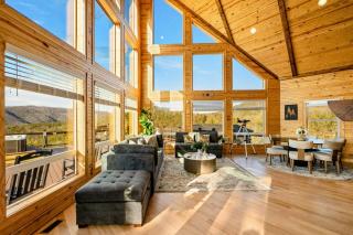Luxury A Frame 5BR Hot Tub & Mountain Views - 1