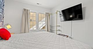 Cabana Beach 4 Bright 2BR Condo Steps from the Sand - 1