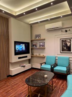 Luxury Studio Apartment in F10 Park Towers - 7