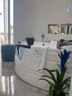 La Romantique Rooms and Apartments TROPEA - 8