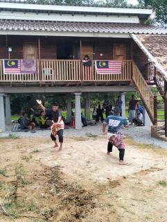 Cahaya Alam Roomstay - 1