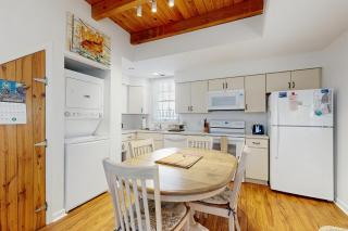 Bermudo Row Condo --- 34 Maryland Ave Unit 5 - 7