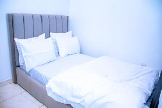 Comfortable bedroom with bathroom, in town - 1