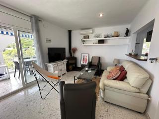 Preciosa casa con piscina desbordante y vistas al mar - 3