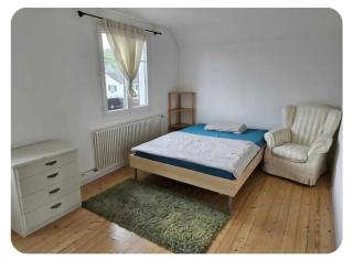 Holzchalet mit Garten - 6