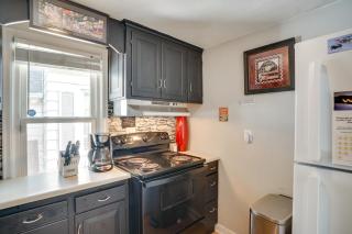 Walk to Main St Fond du Lac Retreat with Yard - 2