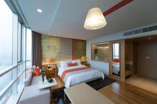 Van Nam Hotel by OnHotelRooms - 9