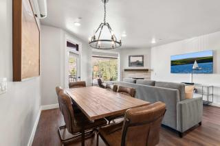 Luxury Black Rock Resort Suite Unit A - 2