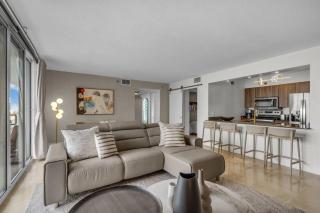 Stunning 3B2B with Ocean and City Views - Free Parking - 1