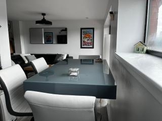 City Centre Apartment - 8