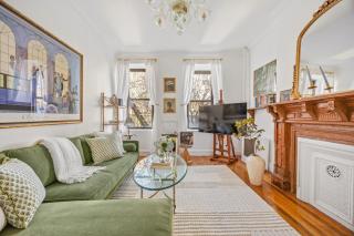 Charming 1BR West Village - 4