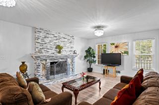 Lilburn Gateway with Game Loft, Fire Pit, Stone Mountain - 7