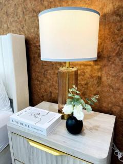 Stylish Oasis - Near City Center - Mins 2 Downtown - 4