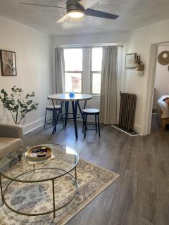 Unit 210 The Newest Boutique Stay at The George - 2