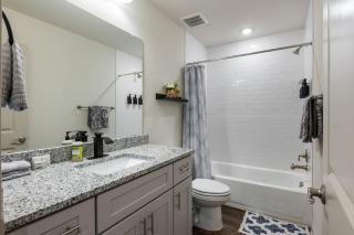 Near Seaworld Smart TVs Backyard Dining Pet Friendly - 1
