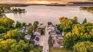 Mineola Bay Lakeview and Access - Fully Furnished Monthly & Seasonal Rental in Fox Lake - 7
