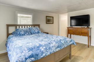 Crosby Huffman Hideaway Serene Escape with Yard - 1