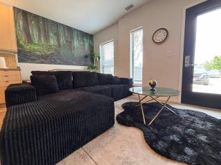 Charcoal Loft - 9