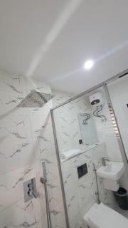 Se7en kings apartment Lekki - 9