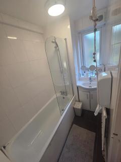 Bedroom - Guest houses - for 2 in North London - 2