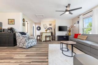 Cozy Apartment in Downtown Elizabethton - 6